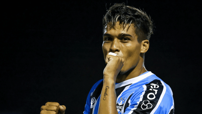 1750945942_portaldogremista.com_.br-arezo-recebe-duas-propostas-e-gremio-bate-o-martelo-gremio-2025-arezo.png