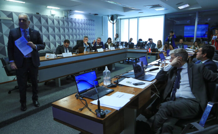CPMI-do-INSS-ouve-empresario-Domingos-Savio-de-Castro.-1.jpg