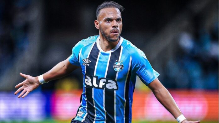portaldogremista.com_.br-gremio-renova-com-braithwaite-confira-o-novo-contrato-gremio-braithwaite.jpg