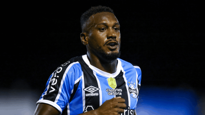 portaldogremista.com_.br-edenilson-se-manifesta-pela-primeira-vez-sobre-seu-gol-anulado-edenilson-gremio-monsoon.png