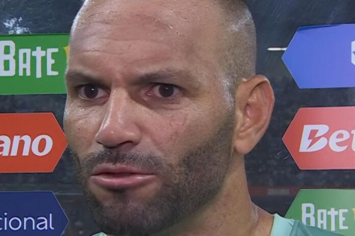 portaldogremista.com_.br-weverton-desabafa-sobre-cruzeiro-x-gremio-ainda-no-intervalo-do-jogo-gremio-weverton.jpg