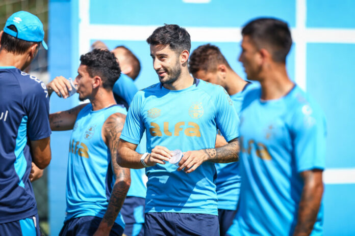 portaldogremista.com_.br-com-3-reforcos-quinteros-encaminha-gremio-para-a-estreia-no-brasileirao-54413749529-c96aebc261-k.jpg