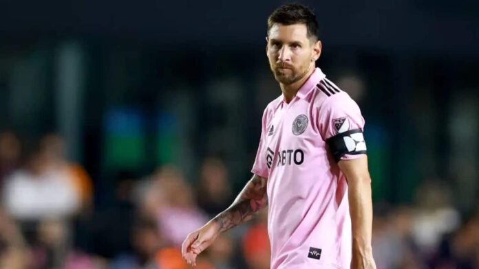 portaldogremista.com_.br-ex-gremio-so-fica-atras-de-messi-em-ranking-da-mls-confira-messi-camisas-ranking-mls-joao-klauss-gremio.jpg