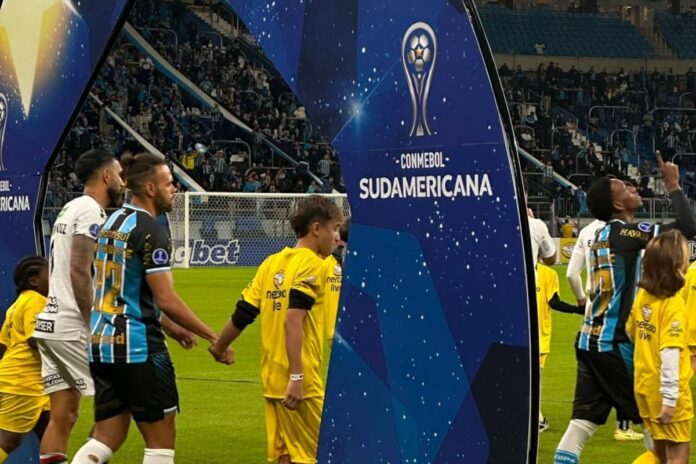 portaldogremista.com_.br-gremio-x-palestino-gremio-arena-palestino-sul-americana.jpg