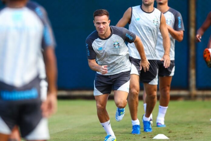 portaldogremista.com_.br-mudancas-no-gremio-ausencia-confirmada-e-retorno-que-pode-mudar-o-jogo-arthur-gremio.jpg