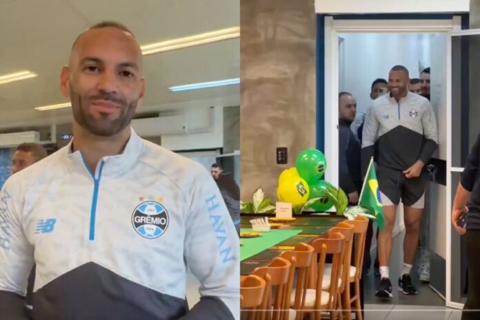 portaldogremista.com_.br-video-gremio-faz-surpresa-para-weverton-apos-convocacao-para-a-copa-do-mundo-gremio-weverton-copa-do-mundo.jpg